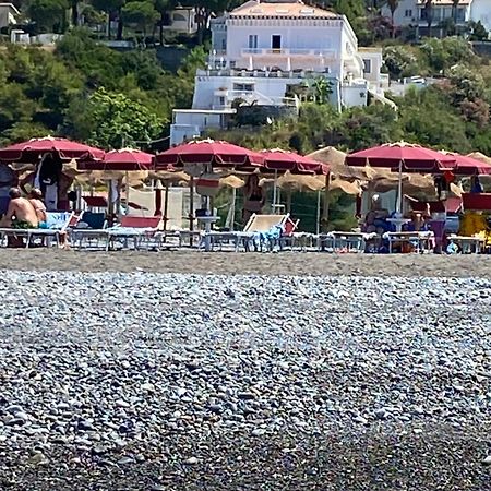 Appartamento Nel Fabbricato Denominato Il Castello Praia a Mare Exterior foto